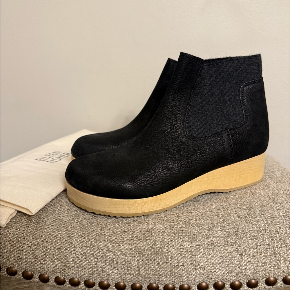 Eileen Fisher Words Oiled Nubuck Clog Bootie - Picture 5 of 10
